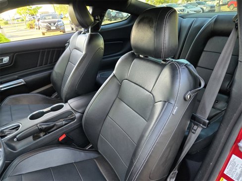 Used 2022 Ford Mustang GT Premium image 18
