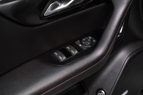 Used 2020 Chevrolet Blazer RS image 40