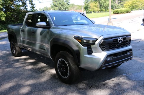Used 2024 Toyota Tacoma TRD Sport image 10