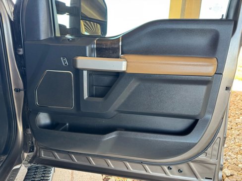 Used 2022 Ford F350 Lariat w/ Lariat Ultimate Package image 26