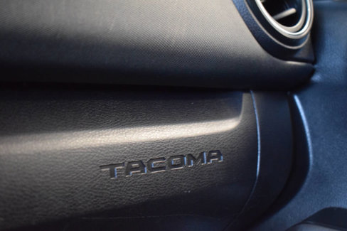 Used 2019 Toyota Tacoma TRD Off-Road w/ Technology Package image 68