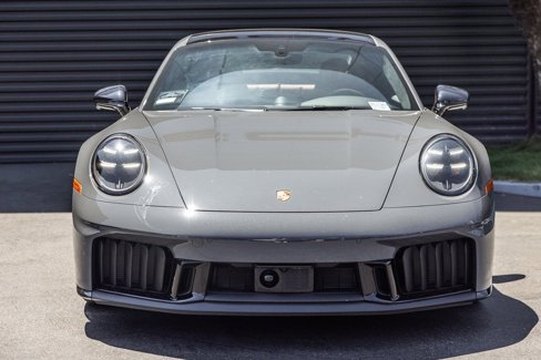 Certified 2025 Porsche 911 Carrera GTS image 7
