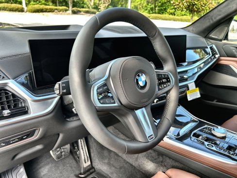 New 2026 BMW X7 xDrive40i w/ M Sport Package image 18