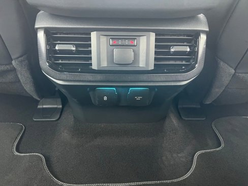 New 2025 Ford F150 Lightning Platinum image 26