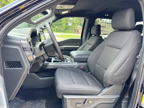 New 2025 Ford F150 XLT w/ Equipment Group 302A MID image 8