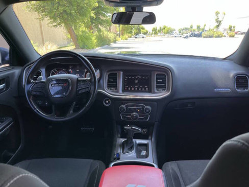 Used 2019 Dodge Charger SXT image 10