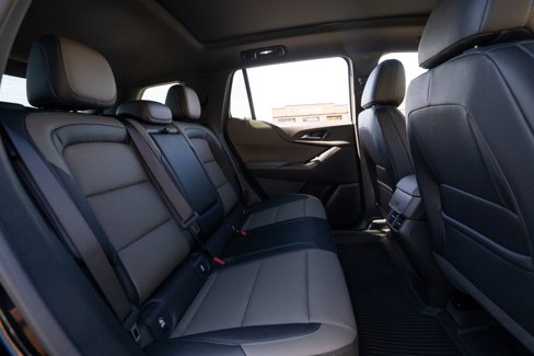 New 2026 Chevrolet Equinox LT w/ Convenience Package II image 14