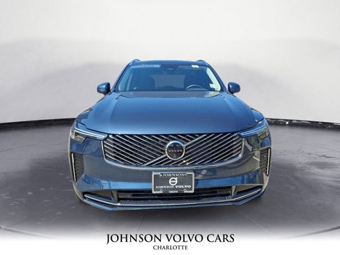 Certified 2025 Volvo XC90 B6 Plus image 10