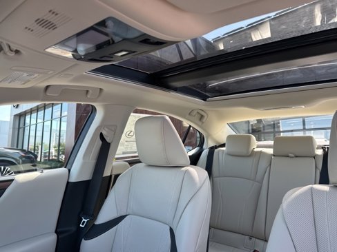 New 2025 Lexus ES 350 Luxury image 49