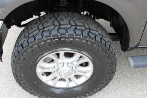 Used 2014 RAM 2500 Laramie w/ Convenience Group image 14