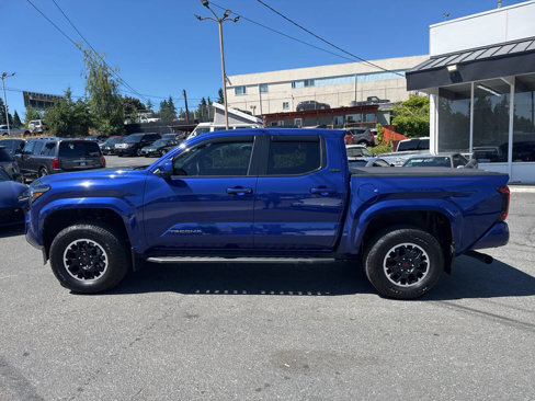 Used 2024 Toyota Tacoma SR5 image 3