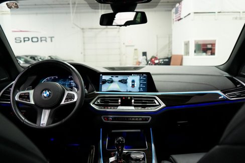Used 2023 BMW X5 xDrive40i w/ M Sport Package image 12