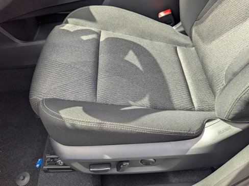 New 2026 Nissan Rogue SV image 4