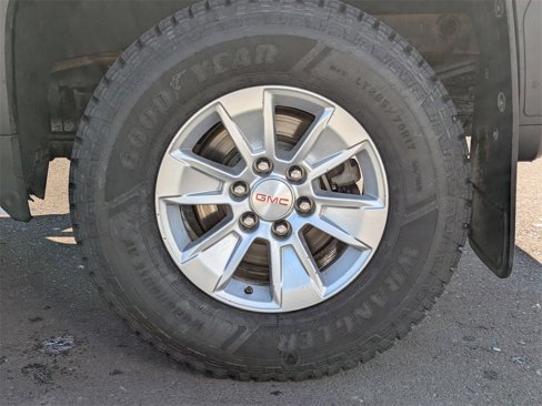 Certified 2022 GMC Sierra 1500 SLE image 50
