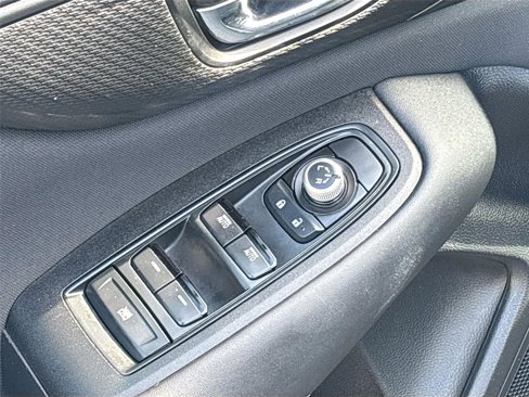 Used 2024 Subaru Outback Premium image 19