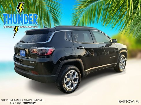 New 2025 Jeep Compass Latitude image 7