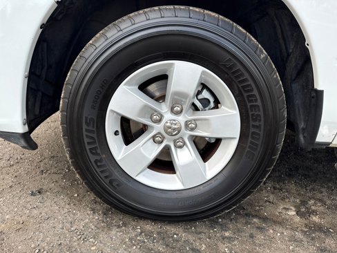 Used 2016 RAM 1500 Express image 27