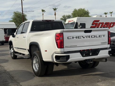 Used 2024 Chevrolet Silverado 3500 High Country w/ High Country Premium Package image 8