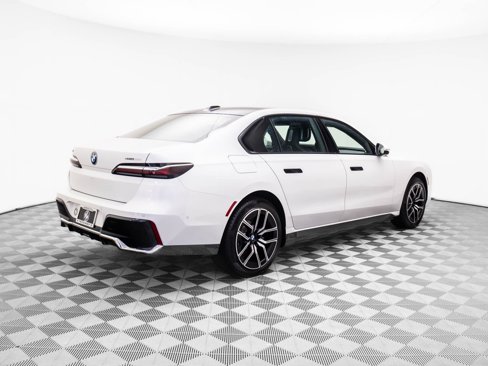 New 2025 BMW i7 eDrive50 w/ M Sport Package image 6