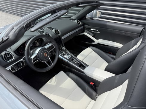 Certified 2024 Porsche 718 Boxster S image 6