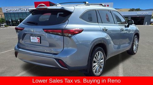 Used 2023 Toyota Highlander L image 3