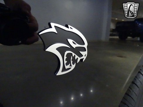 Used 2015 Dodge Challenger SRT Hellcat image 17