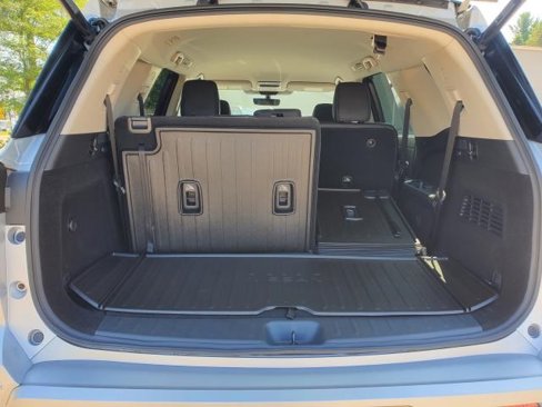 New 2025 Nissan Pathfinder SL w/ Cargo Package image 7