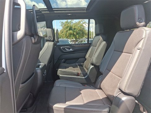 Used 2024 Chevrolet Suburban High Country w/ Premium Package 2 image 10