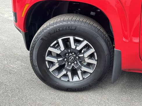 New 2025 Nissan Frontier SL image 35