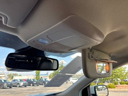 Used 2024 Ford Edge SEL image 13
