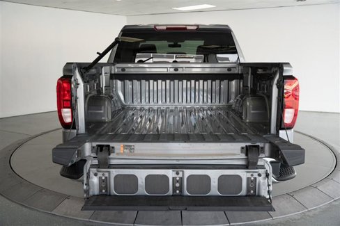 Used 2022 GMC Sierra 1500 SLE image 7