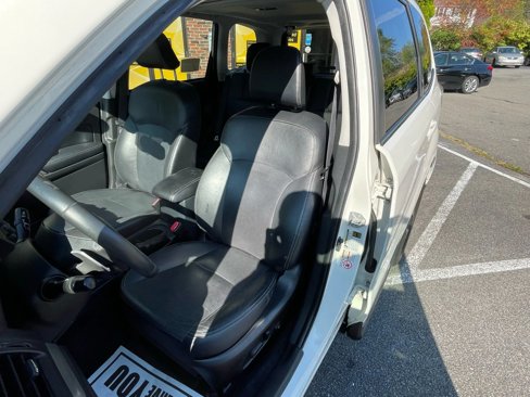 Used 2015 Subaru Forester 2.0XT Touring w/ Eyesight & Navigation System image 17