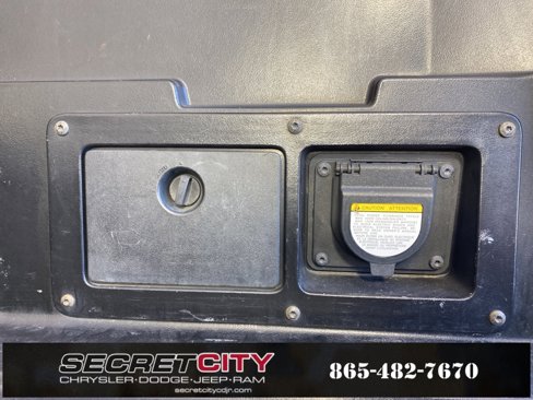 Used 2017 Toyota Tacoma TRD Off-Road w/ Tow Package (A/T) image 31