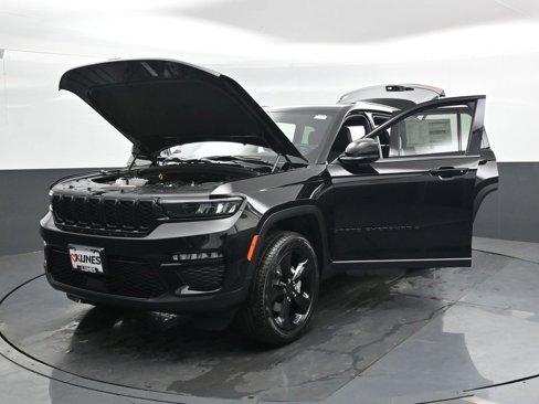 New 2025 Jeep Grand Cherokee Limited image 46