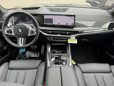New 2026 BMW X7 M60i image 22