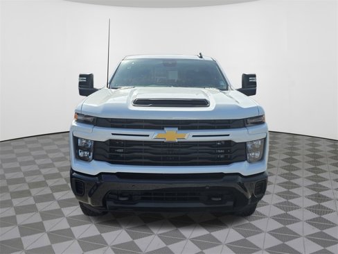 New 2025 Chevrolet Silverado 2500 Custom w/ Custom Value Package image 3