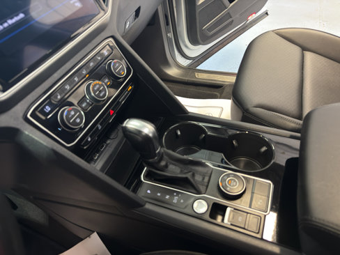 Used 2019 Volkswagen Atlas SEL image 19