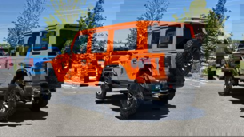 New 2025 Jeep Wrangler Unlimited Rubicon 392 image 7