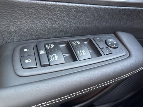 New 2026 Chrysler Pacifica Select image 19