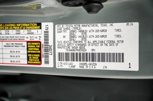 Used 2024 Toyota Sequoia Platinum image 42