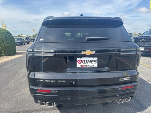 New 2026 Chevrolet Traverse High Country image 9