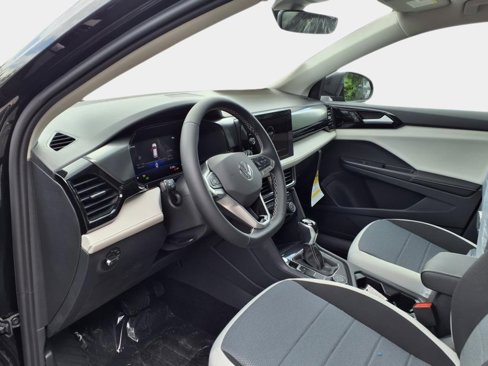 New 2025 Volkswagen Taos S image 10