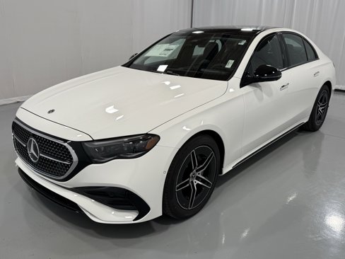 New 2026 Mercedes-Benz E 350 4MATIC Sedan image 1