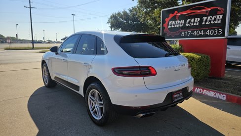 Used 2018 Porsche Macan image 3