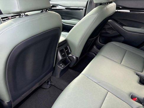 Used 2024 Kia Seltos SX w/ SX Sunroof Package image 17