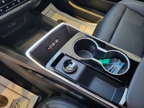 New 2026 Chevrolet Equinox LT w/ Convenience Package II image 18