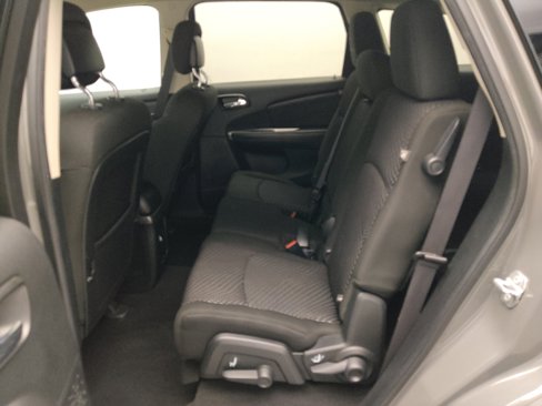 Used 2020 Dodge Journey SE w/ SE Popular Equipment Group image 17