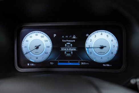 Used 2022 Hyundai Kona Limited image 17