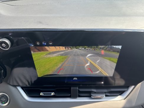 New 2025 Chevrolet Equinox LT w/ Convenience Package II image 23