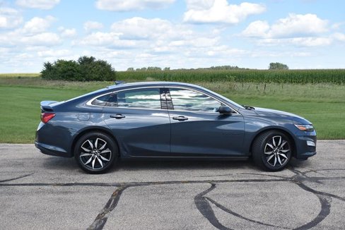 Used 2020 Chevrolet Malibu RS image 2